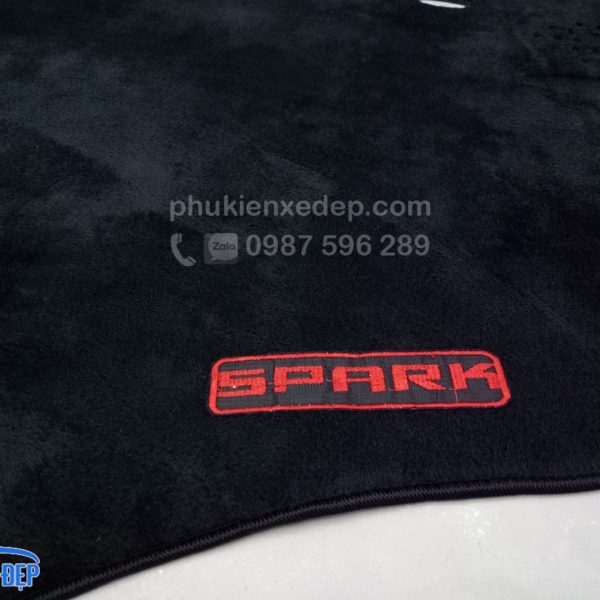 Thảm chống nóng taplo cho xe Chevrolet Spark 111