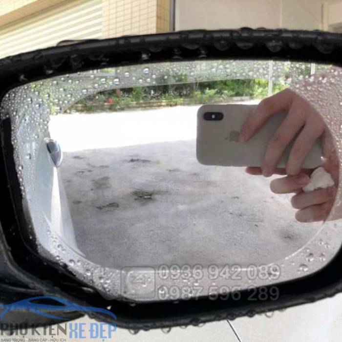 Miếng dán chống nước gương chiếu hậu ô tô