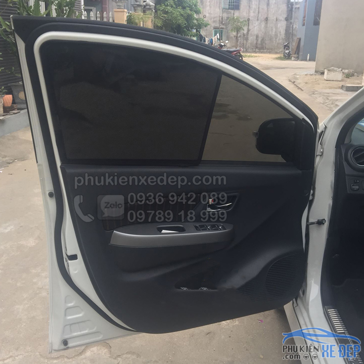 Đồ chơi xe hơi, phụ kiện ô tô, trang trí xe hơi