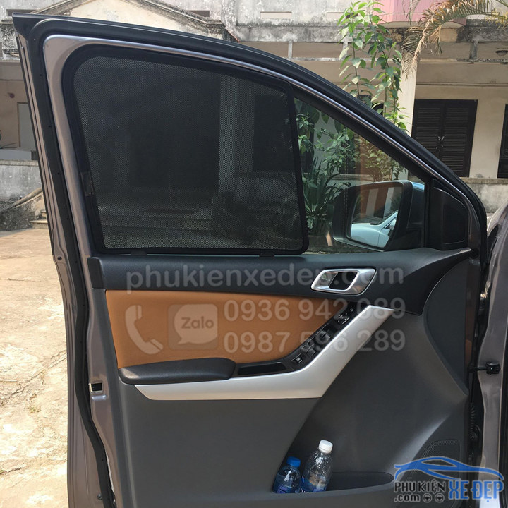 Đồ chơi xe hơi, phụ kiện ô tô, trang trí xe hơi