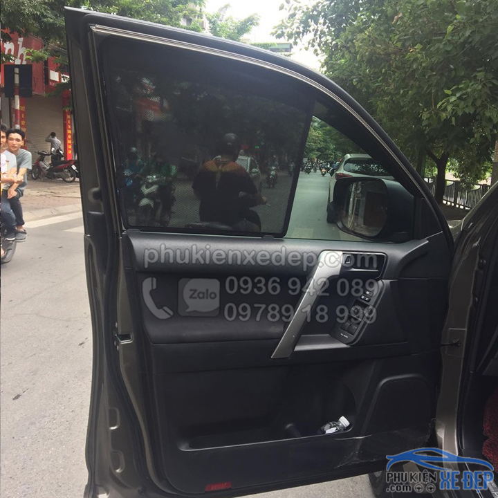 Đồ chơi xe hơi, phụ kiện ô tô, trang trí xe hơi