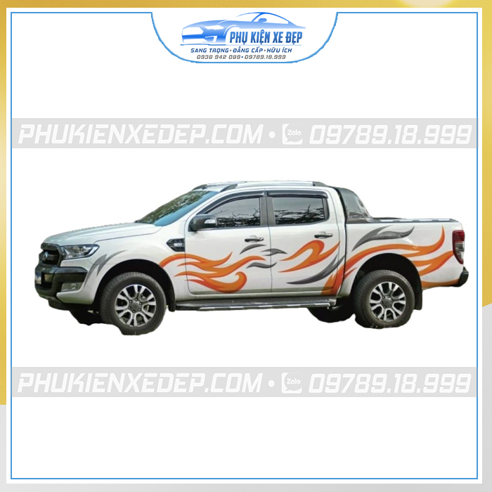 Tem-Xe-O-To-Ford-Ranger-The-Thao-0051