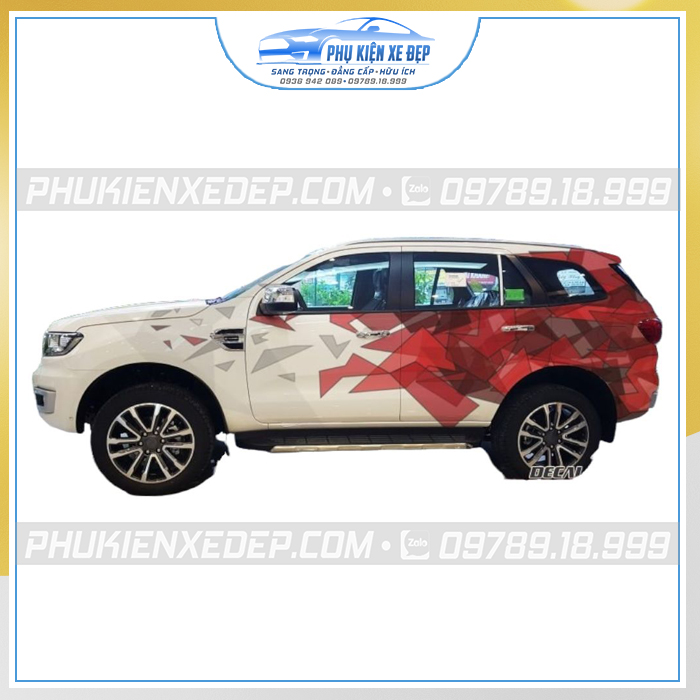 Tem-Xe-O-To-Ford-Everest-1096530437