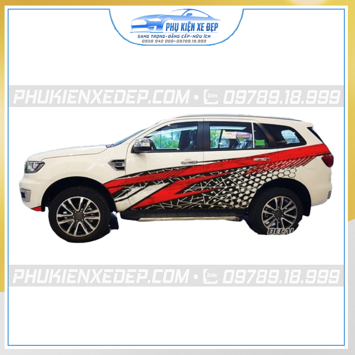 Tem-Xe-O-To-Ford-Everest-1147888805